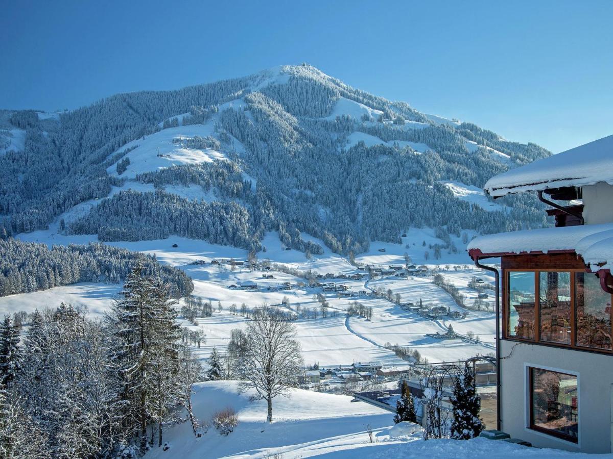 Beautiful Apartment In Brixen In The Thale บริกเซินอิมทาเล ภายนอก รูปภาพ