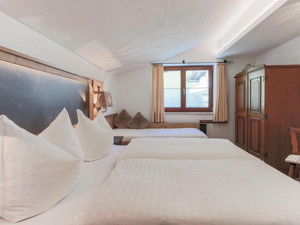 Beautiful Apartment In Brixen In The Thale บริกเซินอิมทาเล ภายนอก รูปภาพ